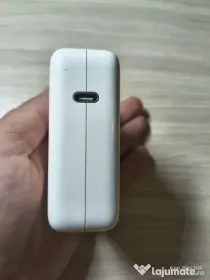 Încărcător Apple USB-C 61W - original, stare foarte bună