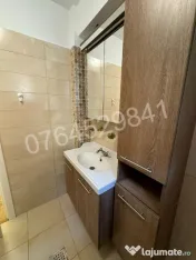 Inchiriez apt. 2 cam. 13 Septembrie-Marriott,Str. Sabinelor,bloc 2015 