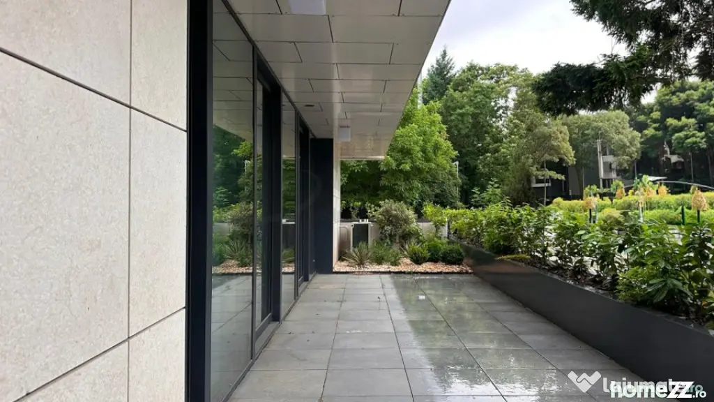 Apartament Aviatorilor l Terasa si gradina 133 mp