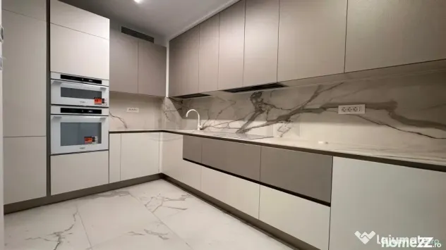 Apartament Aviatorilor l Terasa si gradina 133 mp