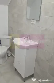Casa de vanzare cu 4 camere in Brebu