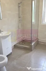 Casa de vanzare cu 4 camere in Brebu