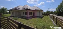 Casa de vanzare cu 4 camere in Brebu