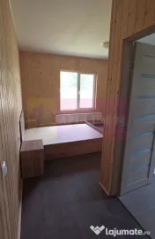 Casa de vanzare cu 4 camere in Brebu