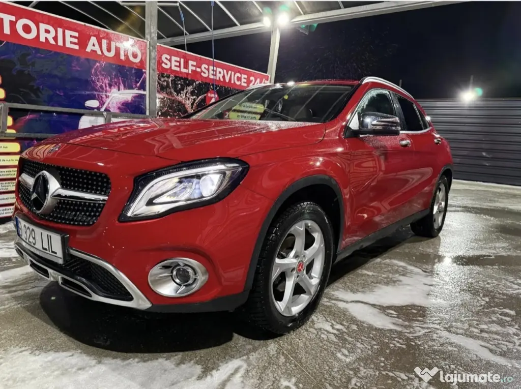 Mercedes GLA 180 2019 IMPECABILĂ | 83.000 km | Piele crem | Ca nouă