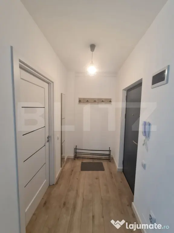 2 camere, bucatarie inchisa, zona Teilor