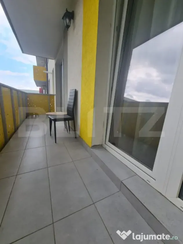 2 camere, bucatarie inchisa, zona Teilor