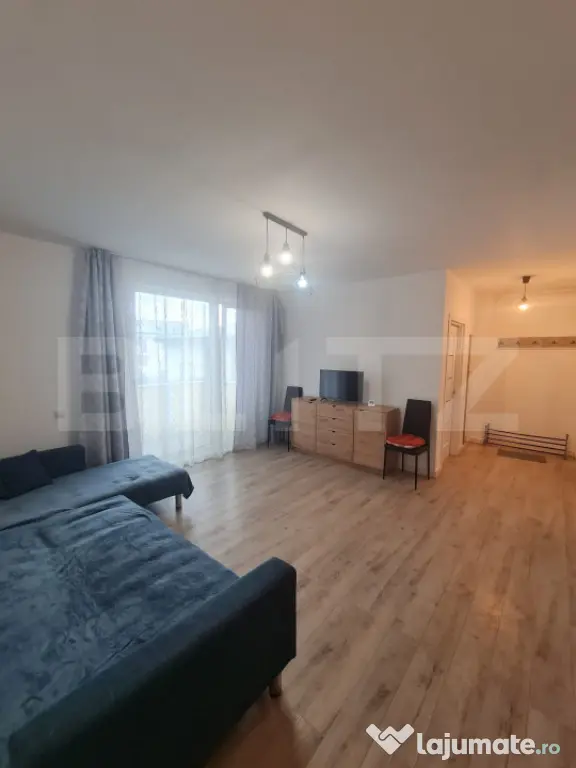 2 camere, bucatarie inchisa, zona Teilor
