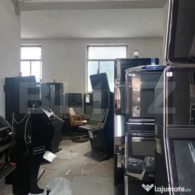 Spatiu comercial, 900 mp, zona Semicentrala