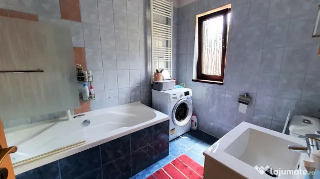Casa 300 mp cu teren 430 mp Calea Poplacii