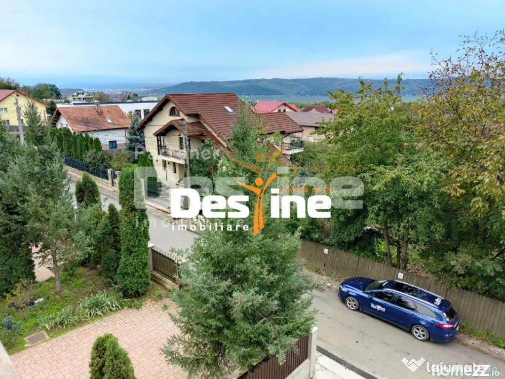 Apartament 3c mobilat și utilat, cu balcon + loc parcare
