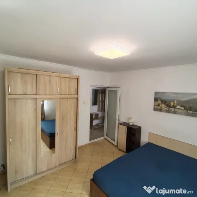 Garsonieră de închiriat