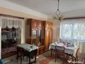 CASA 3 CAMERE si TEREN 4348 mp,ZONA CRISENI