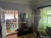 CASA 3 CAMERE si TEREN 4348 mp,ZONA CRISENI
