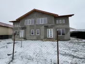 Casa duplex la rosu C1, 154 mp utili, 250 mp teren