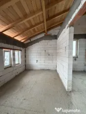 Casa duplex la rosu C1, 154 mp utili, 250 mp teren