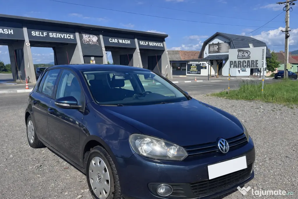 VOLKSWAGEN Golf 2009