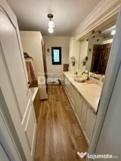 Casa/ afacere, Miroslava