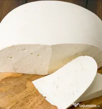 Vând branza/ lapte de vaca