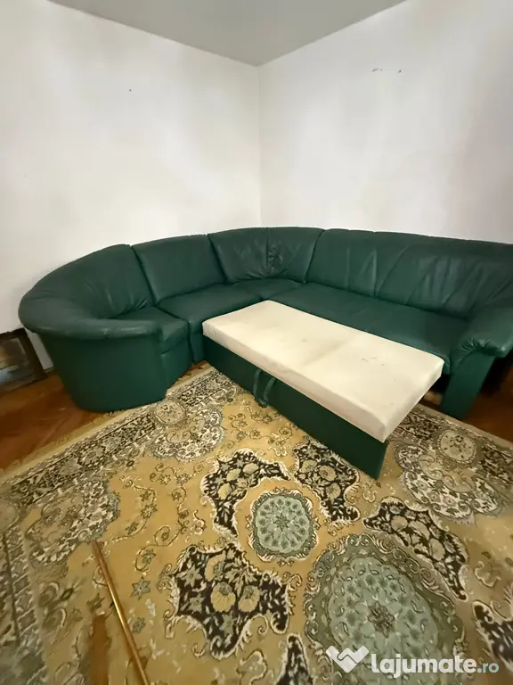 Vând mobilă dormitor + colțar extensibil – Bistrița