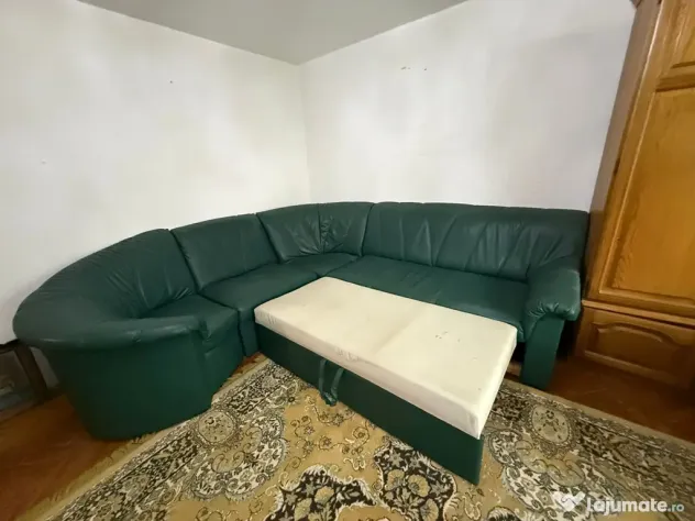 Vând mobilă dormitor + colțar extensibil – Bistrița
