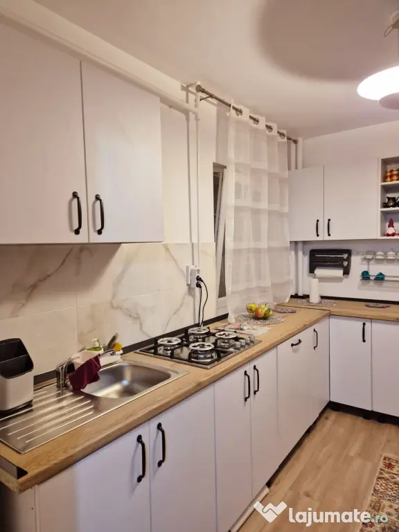 Inchiriere apartament 3 camere Militari Piata Gorjului