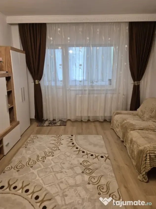 Inchiriere apartament 3 camere Militari Piata Gorjului