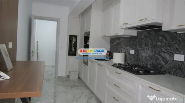 Apartament bloc nou, Ultracentral, cu loc de parcare!