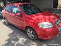 Vand Chevrolet Aveo anul 2010 motor 1 4 pe benzina aer condiționat în stare de funcționare bună.