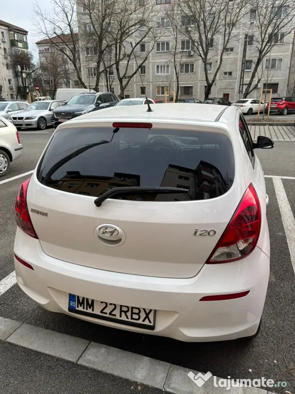 HYUNDAI i20 2014 — imagine 16