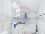 Apartament cu 4 camere de vanzare, Centrala proprie, 13 S...