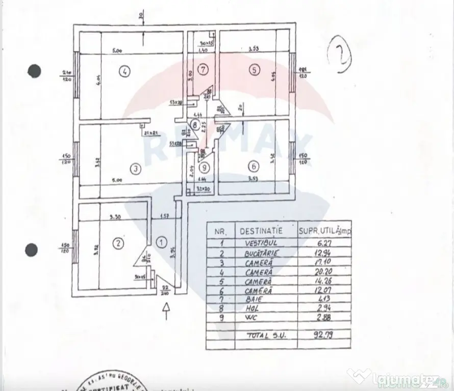 Apartament cu 4 camere de vanzare, Centrala proprie, 13 S...