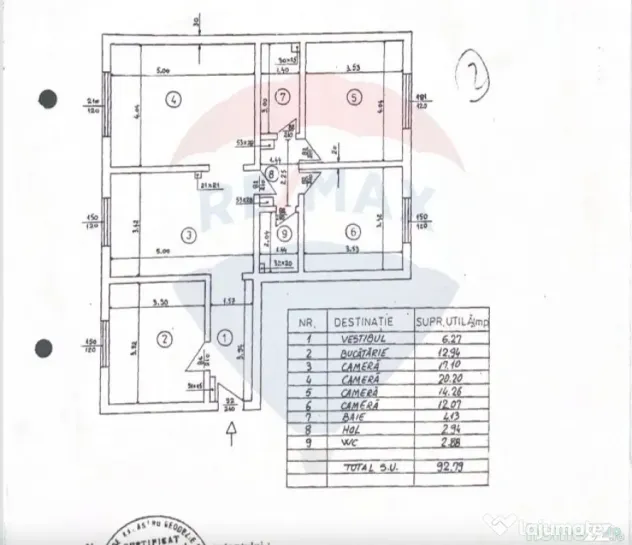 Apartament cu 4 camere de vanzare, Centrala proprie, 13 S...