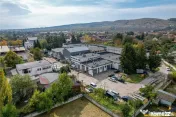FILM! Ansamblu: Spatii comerciale, birouri, productie si sim 