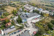 FILM! Ansamblu: Spatii comerciale, birouri, productie si sim
