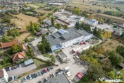 FILM! Ansamblu: Spatii comerciale, birouri, productie si sim