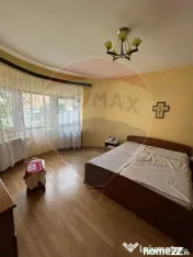 Casă de vânzare | Rădăuți | Ștefan cel Mare + 2 garaje