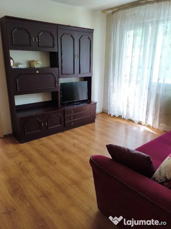 Închiriez apartament cu doua camere Astra