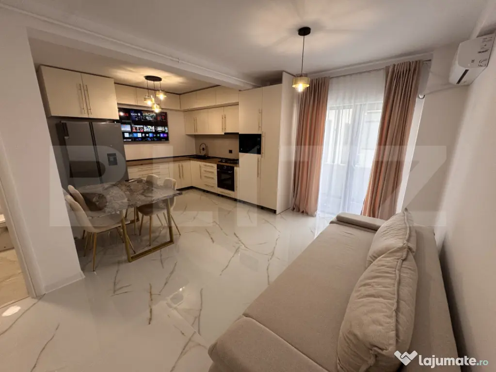 Apartament 2 camere+terasa si parcare, 48 mp, prima inchirie