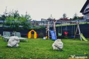 Aleasa Pensiune, pe 1.400 mp teren, in curcubeu montan, Bran 