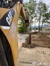 Închiriem utilaje 