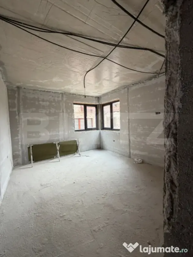 Casa 180 mp, teren 793 mp, zona centrala Campia Turzii