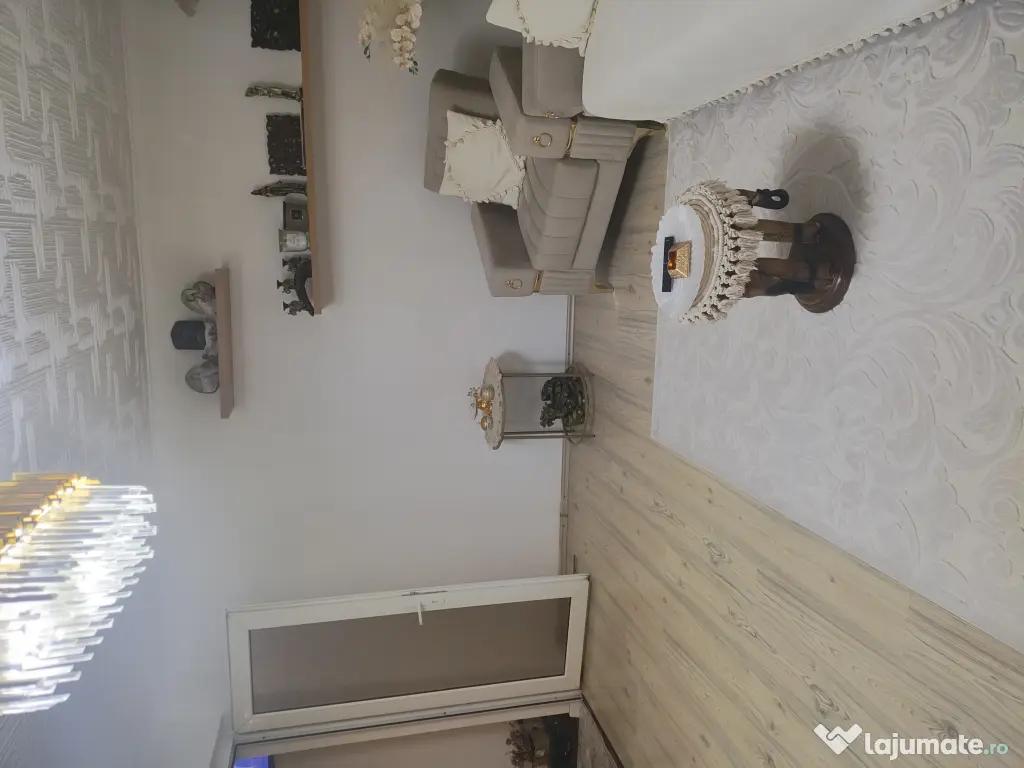 Vânzare apartament 4camere