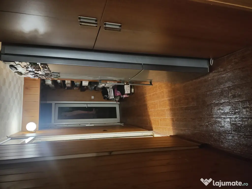 Vânzare apartament 4camere