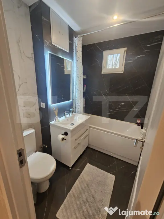 Apartament 3 camere, 72 mp, zona Tatarasi