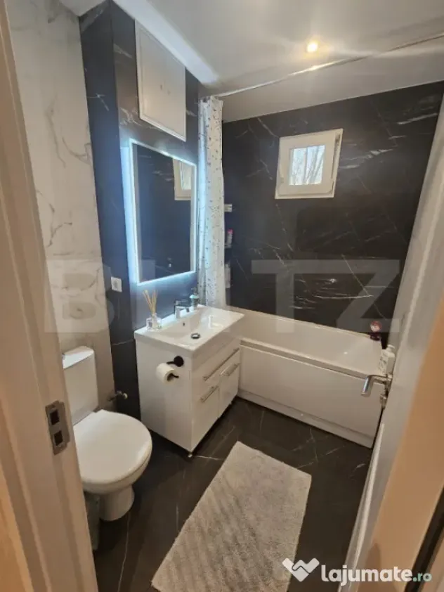 Apartament 3 camere, 72 mp, zona Tatarasi