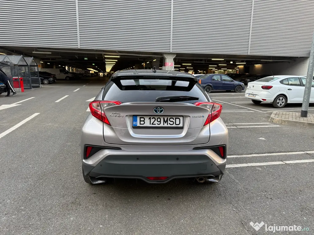 Toyota C-HR Hybrid Bi-Tone 2017