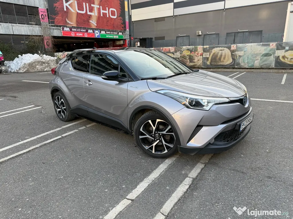 Toyota C-HR Hybrid Bi-Tone 2017