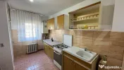 Apartament cu 3 camere - suprafata utila 64 mp - zona Indepe 