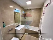Apartament deosebit cu curte interioara privata – Zonă...